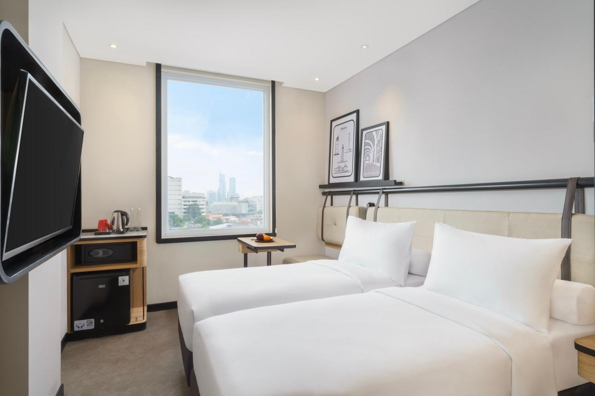 Ibis Jakarta Raden Saleh Bagian luar foto